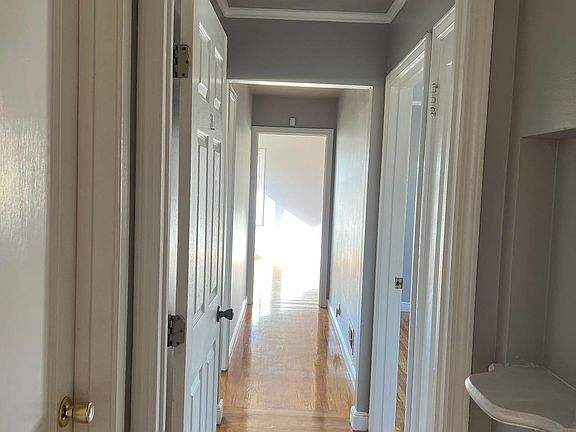 4th image of 246-248 Peabody St
