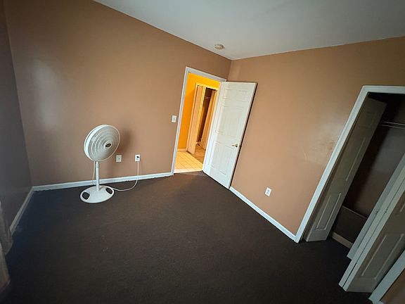 2nd image of 129 New Rose St #A