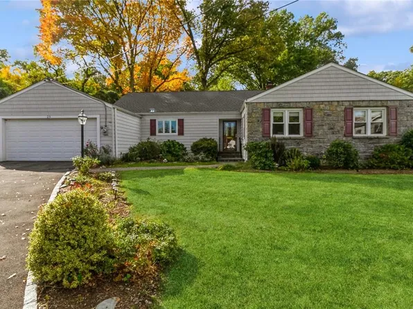 29 Lakeview Road, New Rochelle, NY 10804