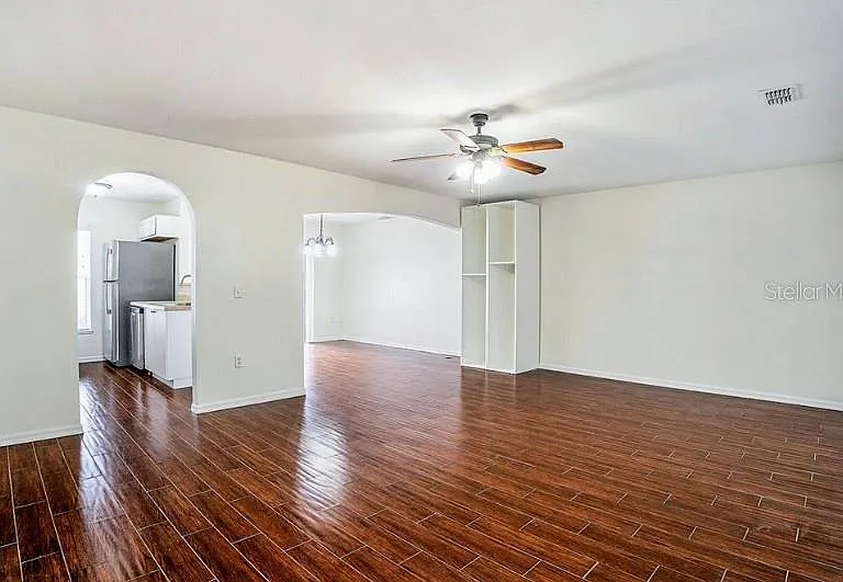 9836 Ashburn Lake Dr — Photo 4