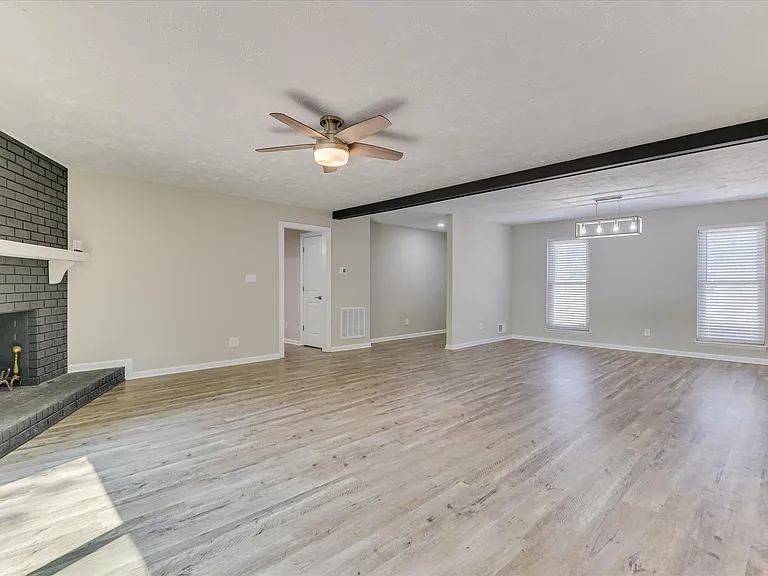 3339 Sugar Mill Rd — Photo 5