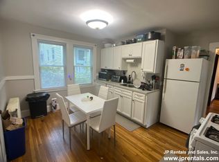 106 Bourne St, Jamaica Plain, MA 02130