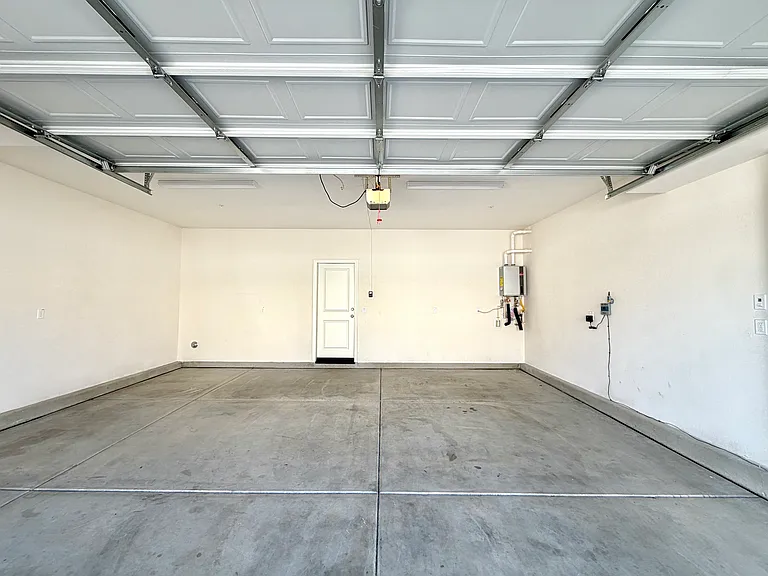 114 N Lassen Ave #1 — Photo 16