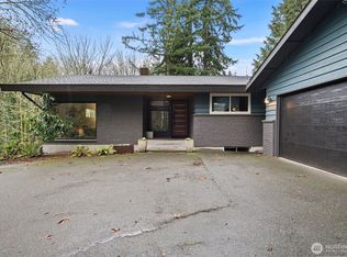 814 NW Carkeek Park Rd, Seattle, WA 98177