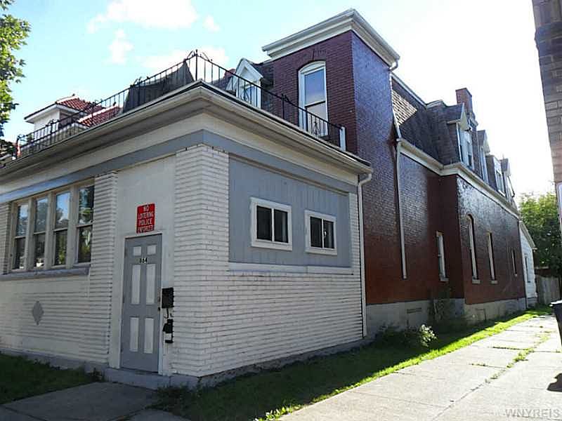 1st image of 864 Niagara St