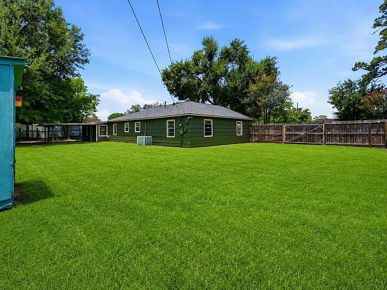 10033 Whiteside Ln — Photo 20