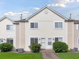 9094 Klondike Ct, Eden Prairie, MN 55347
