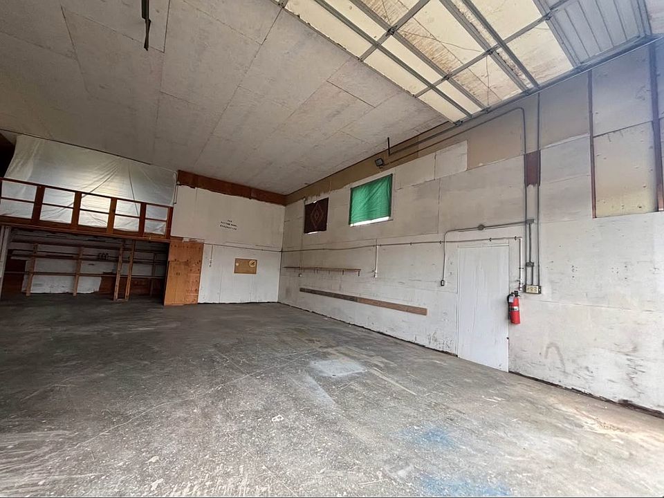 2nd image of 620 6th St E #E