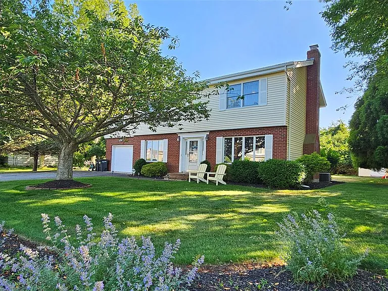 3650 Bay Shore Rd — Photo 1