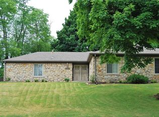 11318 Rolling Springs Dr, Carmel, IN 46033