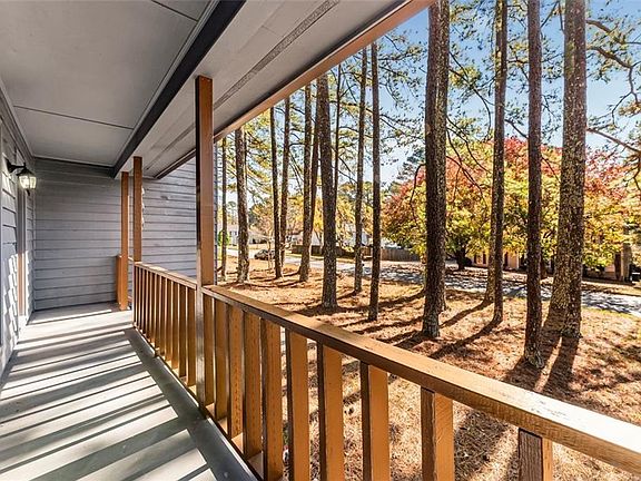 3rd image of 444 Wellington Way