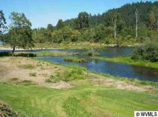 37807 River Dr, Lebanon, OR 97355