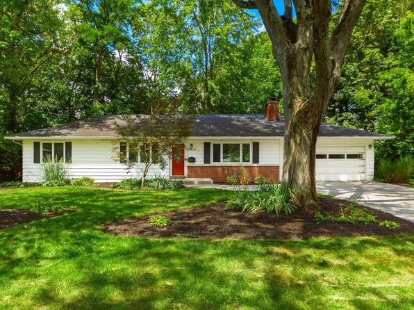 3685 Sunset Dr, Columbus, OH 43221