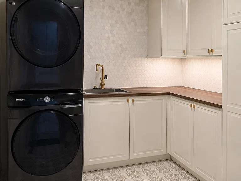 512 Gateshead Dr — Photo 10