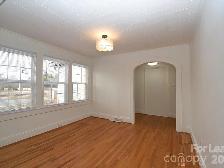 1127 Mecklenburg Hwy — Photo 7