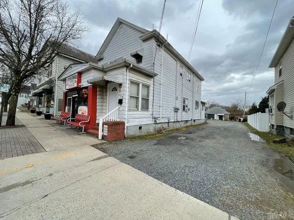141 Main St, Sayreville, NJ 08872