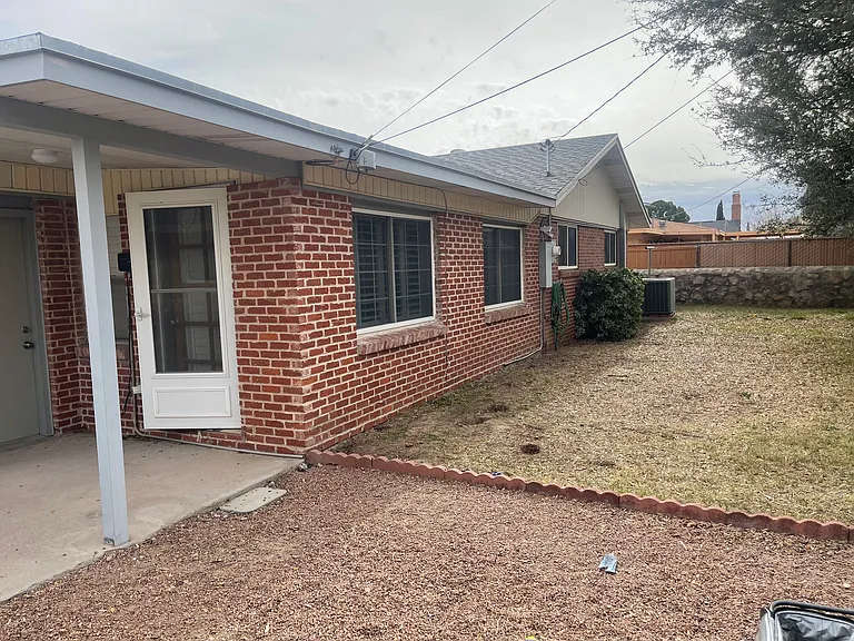 3019 Cork Dr — Photo 6