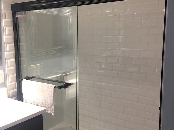 3rd image of 632 E Willow St #1