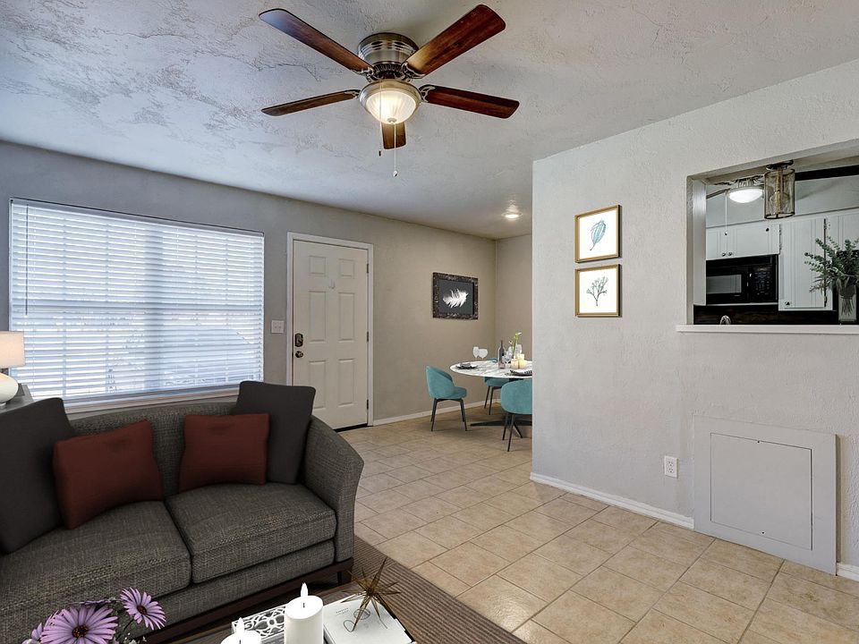 Example of living room/dining set up