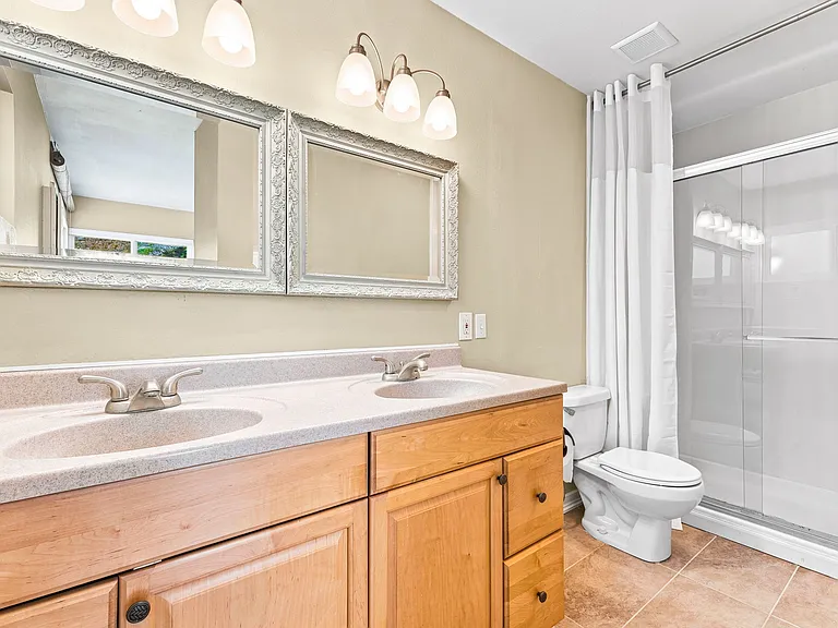 11770 Treeview Pl — Photo 8