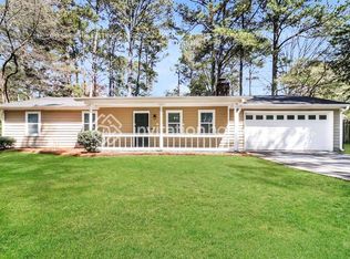 2914 Parkwood Rd, Snellville, GA