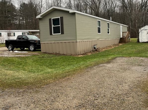13529 11th Park E, Titusville, PA 16354