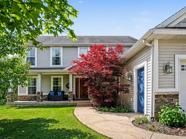 1540 Copperfield St SW, Byron Center, MI 49315