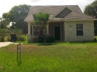 320 Hill St, Prairie View, TX 77445