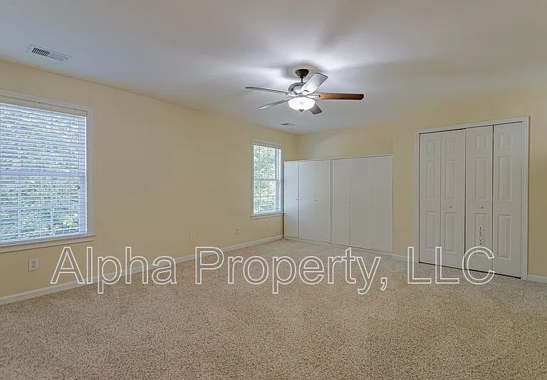 27 Lake Valley Ct — Photo 13