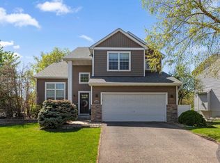 7000 Greenbriar Curv, Shakopee, MN 55379