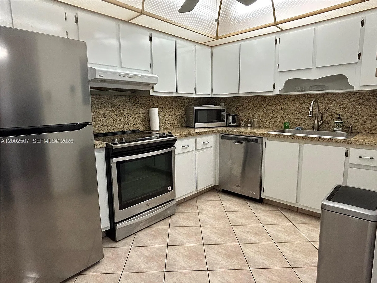 The Isles Condo — Photo 3