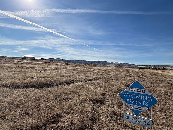 3rd image of 30 Sage Meadow Rd