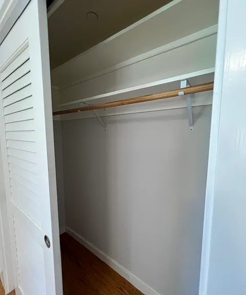 744 Oak St #10 — Photo 8
