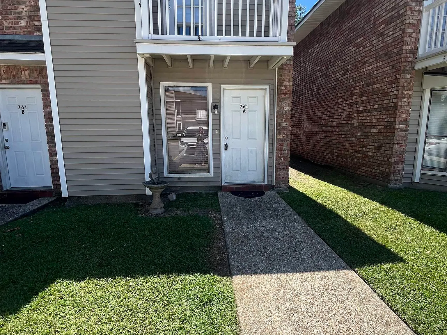 2 bed, 1080 sqft, $1,335 — Photo 1