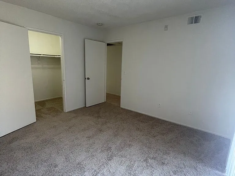 380 N Catalina Ave #1 — Photo 26
