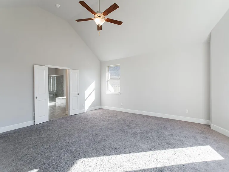 10054 Preserve Way — Photo 24