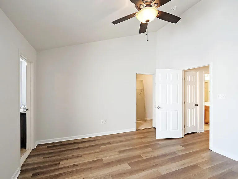 914 Bing Ln — Photo 10