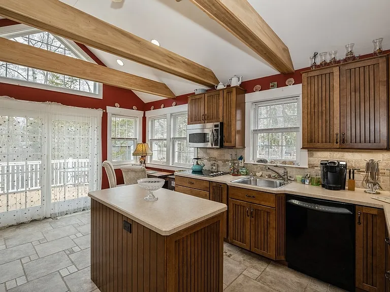 229 Springville Rd — Photo 2