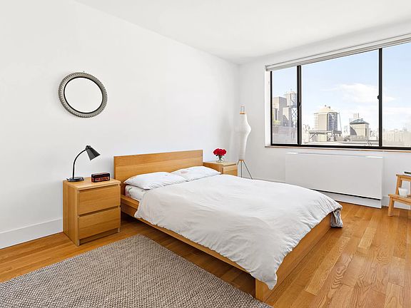 5th image of 130 W 79th St APT 17C