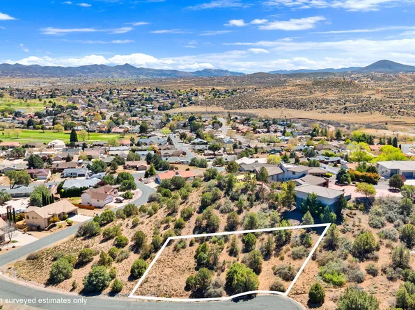 1426 N RUSTLERS ROOST -- #104, Dewey, AZ 86327