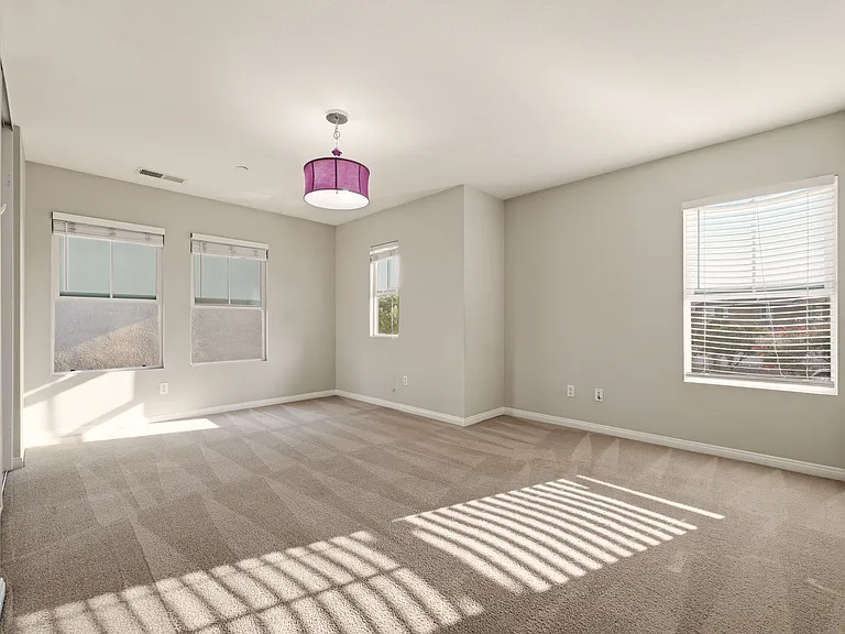 1728 Edmon Way — Photo 25