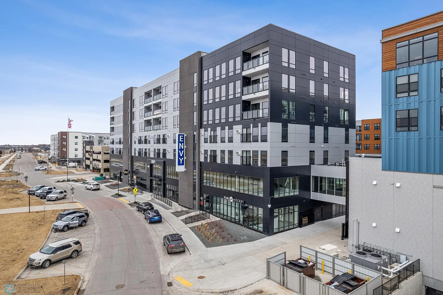 360 32nd Ave W #513 photo 1