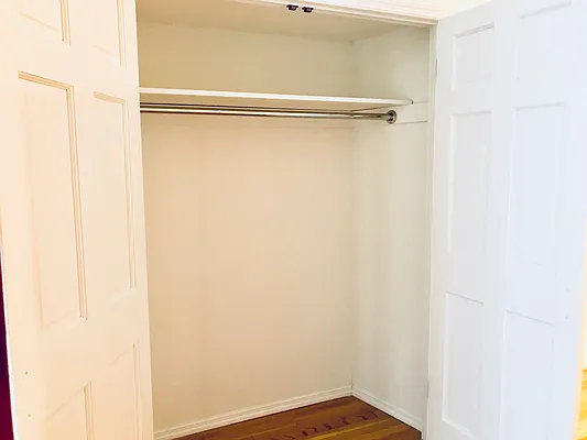 Rented by In Haus LLC | media 24