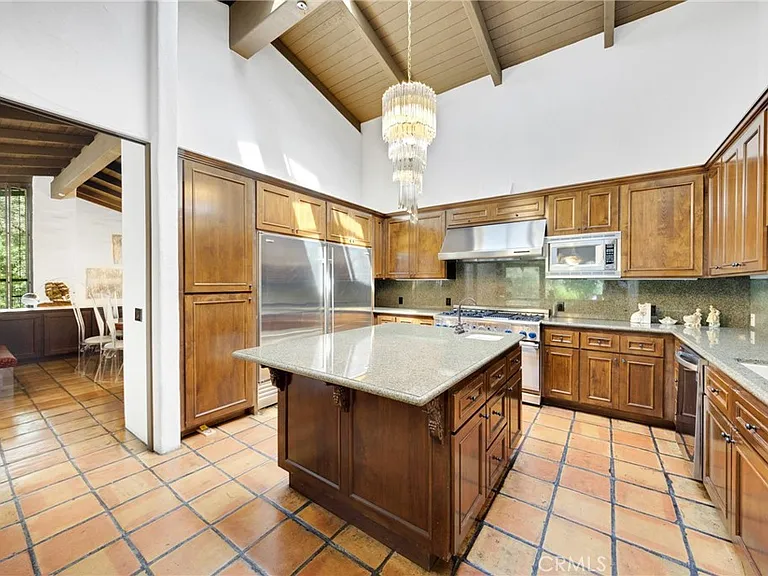 2300 Villa Heights Rd — Photo 20