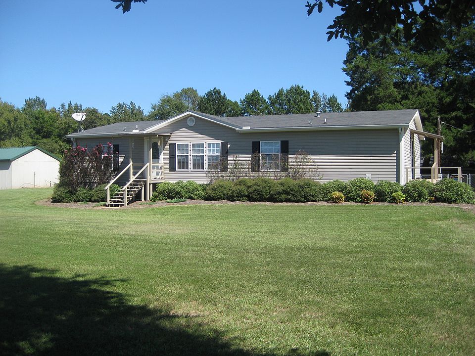 Front view of home