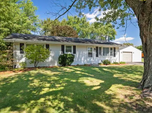 360 David Ct, Braidwood, IL 60408