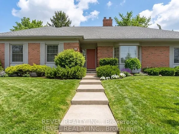11 Tallwood Cir, London, ON N5X 2S1