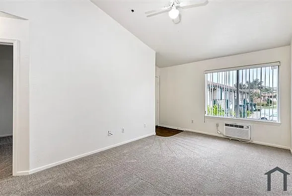 9430 Winter Gardens Blvd #24 — Photo 6