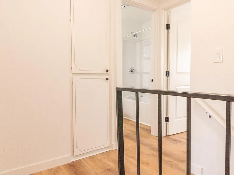 510 SE 46th Ave — Photo 10