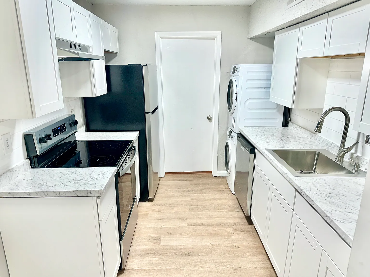 1 bed, 500 sqft, $1,225 — Photo 1